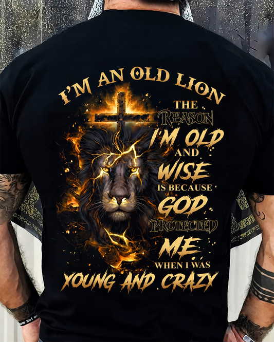 MEN SHIRT – I’m An Old Lion – Birthday Gift For Men - KATE00 (SKU2602-73-00)