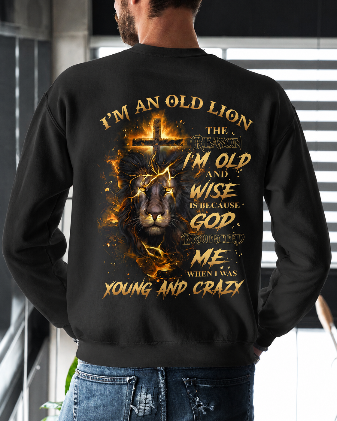 MEN SHIRT – I’m An Old Lion – Birthday Gift For Men - KATE00 (SKU2602-73-00)