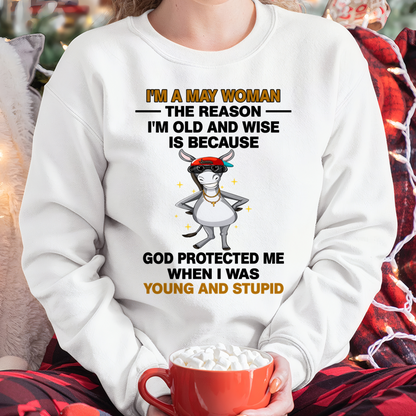MAY WOMAN SHIRT – Old And Wise Because God Protected Me – Birthday Gift Idea (SKU2604-325-05)