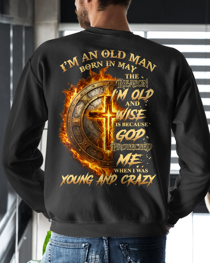 MAY – I’m An Old Man Born In May – God Protected Me When I Was Young And Crazy – Funny Shirt – Birthday Gift For Men, Dad, Grandpa (SKU2603-356-05)