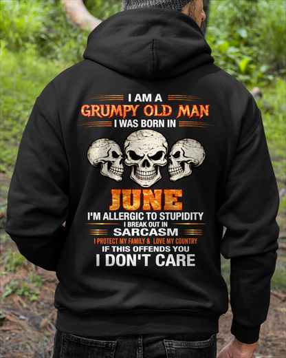 JUNE – I Am A Grumpy Old Man Born In June Skull Sarcasm Shirt, Funny Gift For Men, Birthday Gift Idea (SKU2603-242-06)