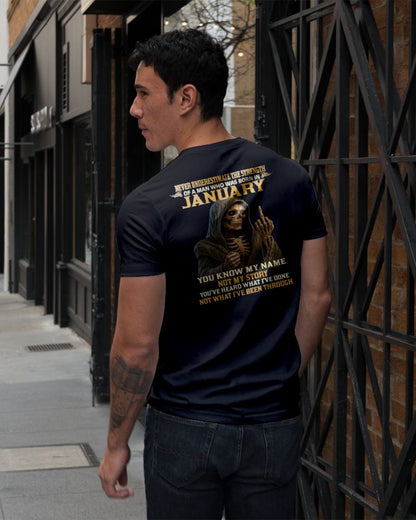 JANUARY - NEVER UNDERESTIMATE - BIRTHDAY T-SHIRT FOR MEN - KATE01 (SKU26T-01-06-01)